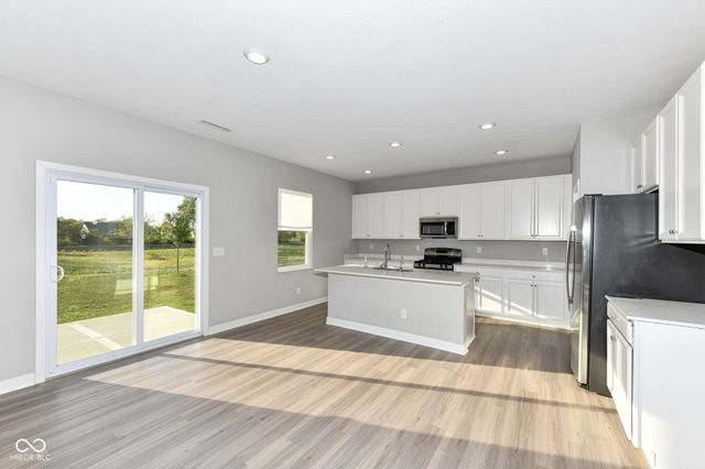 2646 Grassy Branch Drive, Whitestown, IN 46075