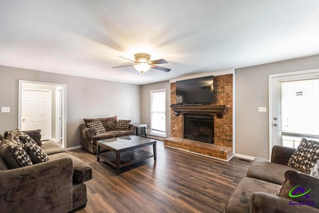 101 Charlie Court, Warner Robins, GA 31088