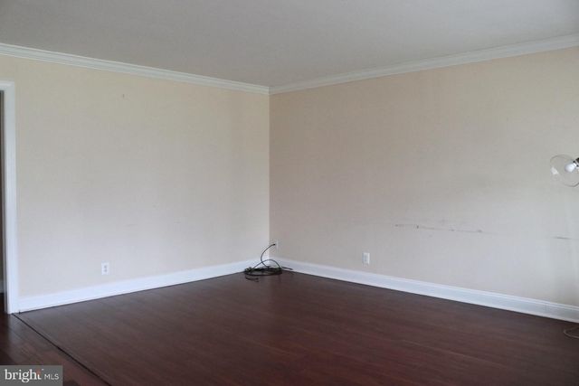 102 E MAIN ST, Marlton, NJ 08053