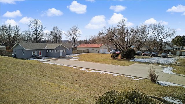 2602 E Battlefield Boulevard, Bentonville, AR 72712