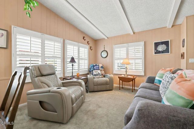 209 Caleta 96, Camarillo, CA 93012