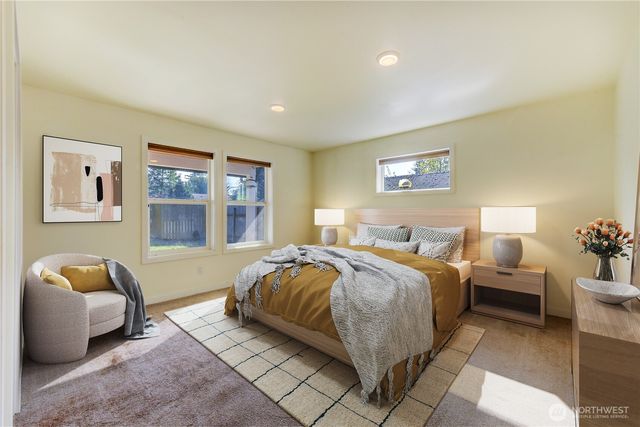 235 8th St, Gold Bar, WA 98251