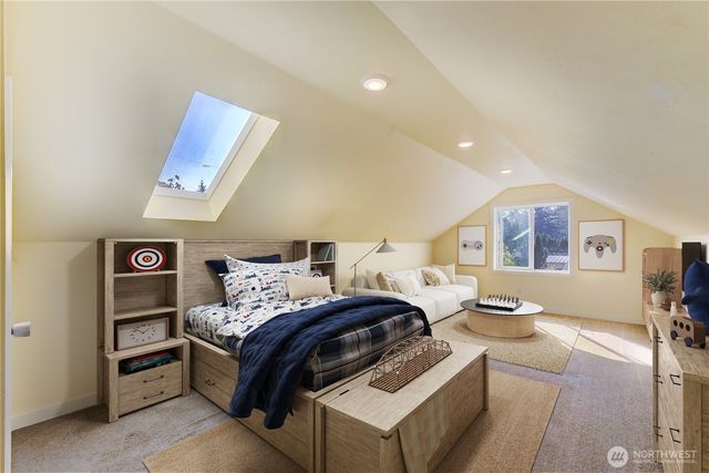 235 8th St, Gold Bar, WA 98251