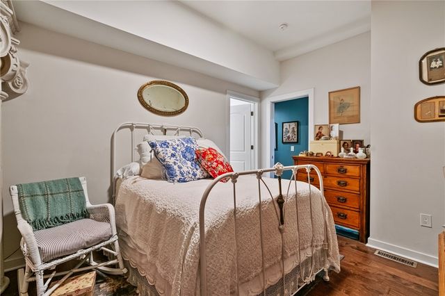 2132 Sarah St 105, South Side, PA 15203
