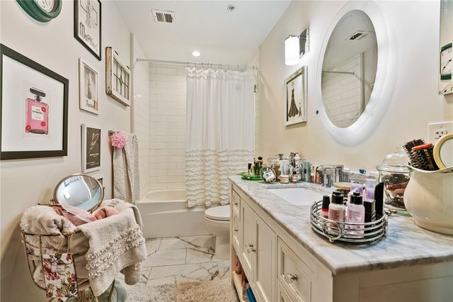 2132 Sarah St 105, South Side, PA 15203