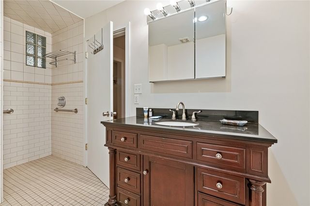 2132 Sarah St 105, South Side, PA 15203