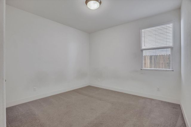 864 Loon St, Lathrop, CA 95330