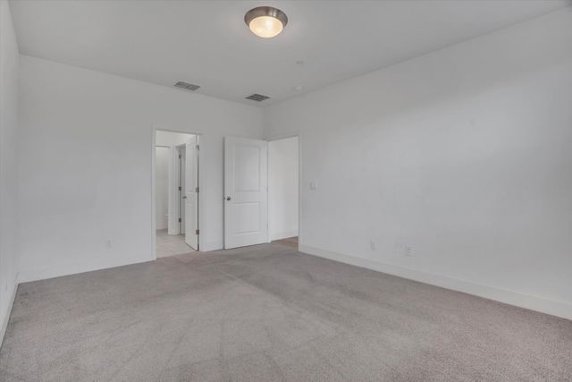 864 Loon St, Lathrop, CA 95330