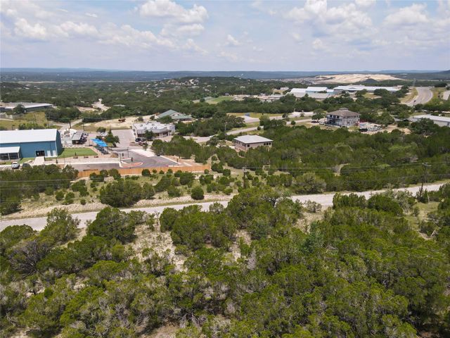 8007 Arapaho TRL, Lago Vista, TX 78645