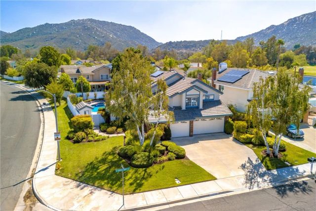 30569 Bridgeview Circle, Temecula, CA 92592