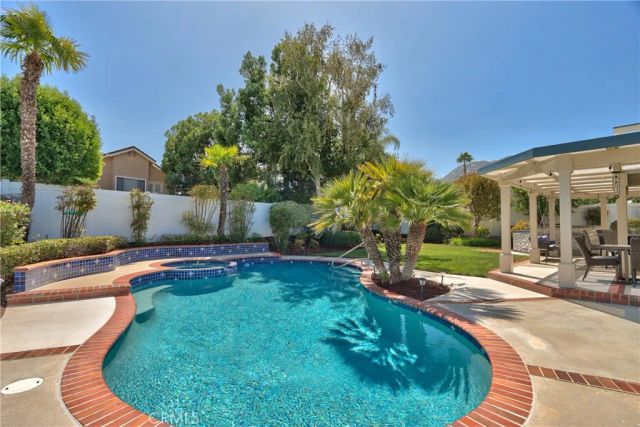 30569 Bridgeview Circle, Temecula, CA 92592