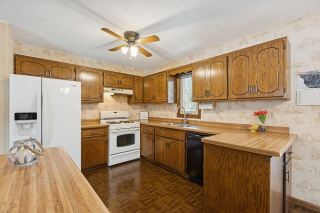 5439 Large Avenue NE, Albertville, MN 55301