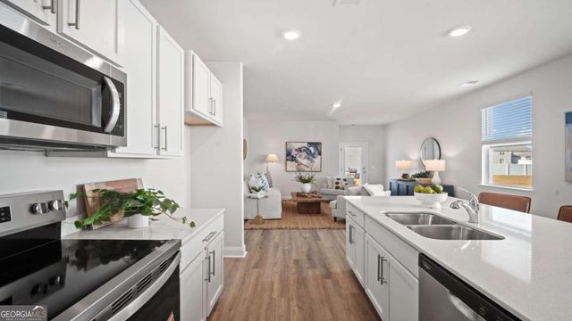 111 Hollingsworth Loop, Statesboro, GA 30461