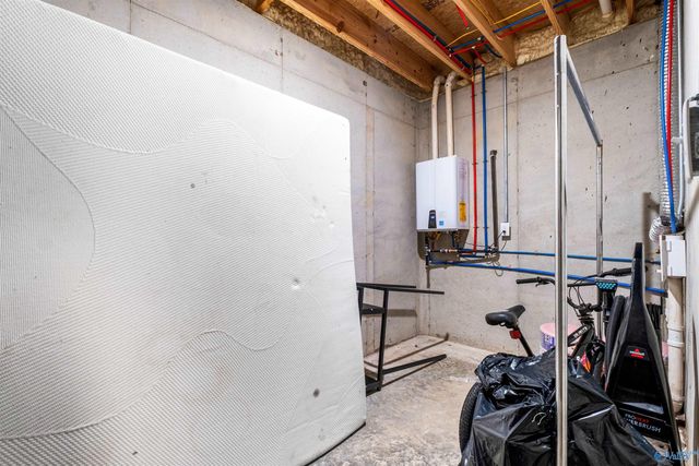 1595 Mohawk Cliff Road, Ohatchee, AL 36271