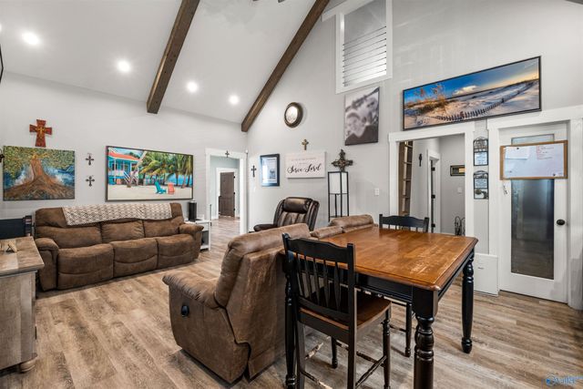 1595 Mohawk Cliff Road, Ohatchee, AL 36271