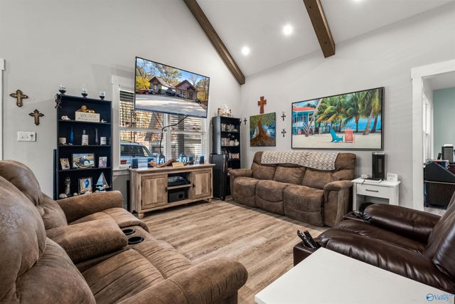 1595 Mohawk Cliff Road, Ohatchee, AL 36271