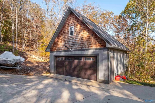 1595 Mohawk Cliff Road, Ohatchee, AL 36271