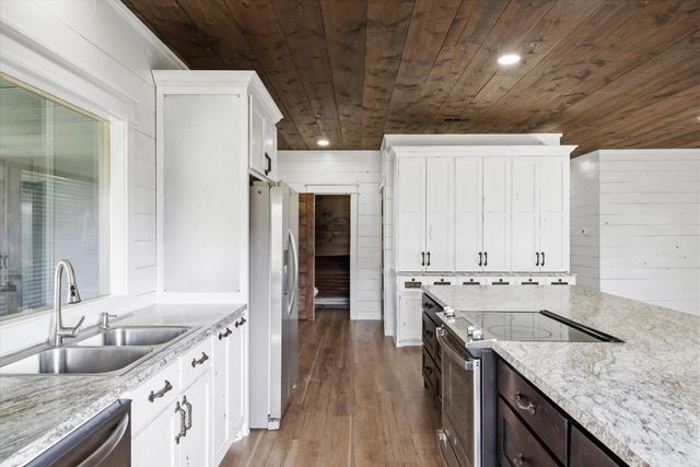 140 Vz County Road 1914, Fruitvale, TX 75127