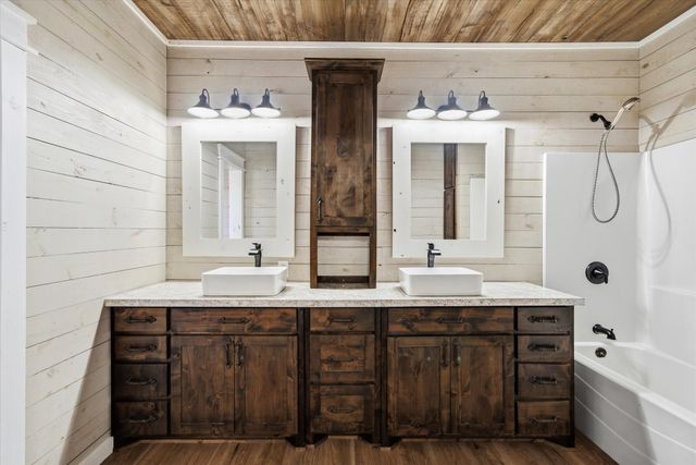 140 Vz County Road 1914, Fruitvale, TX 75127