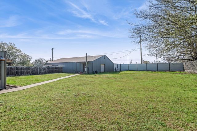 140 Vz County Road 1914, Fruitvale, TX 75127