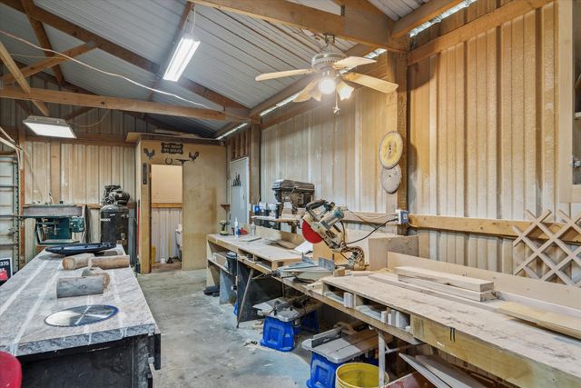 140 Vz County Road 1914, Fruitvale, TX 75127