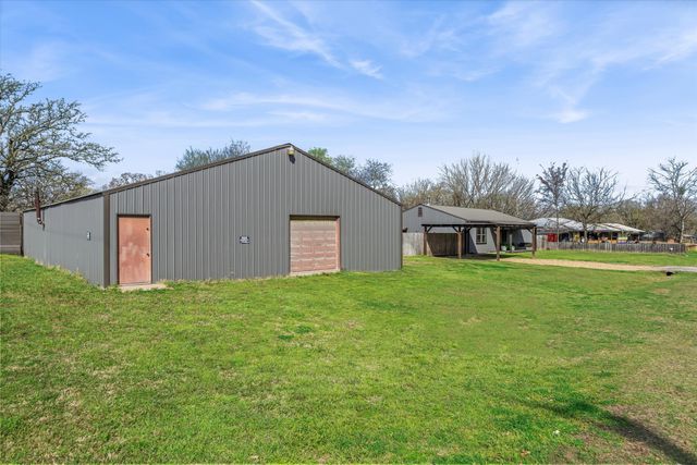 140 Vz County Road 1914, Fruitvale, TX 75127