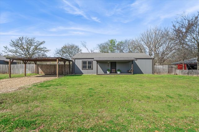140 Vz County Road 1914, Fruitvale, TX 75127