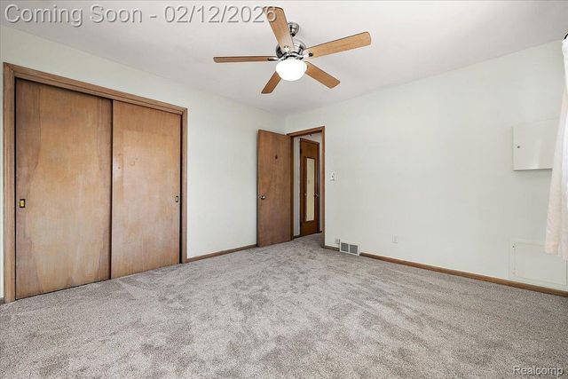 25651 S River Road, Harrison Charter Township, MI 48045