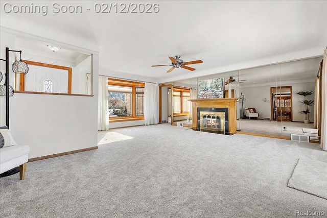 25651 S River Road, Harrison Charter Township, MI 48045