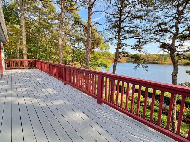 59 Long Duck Pond Rd, Plymouth, MA 02360