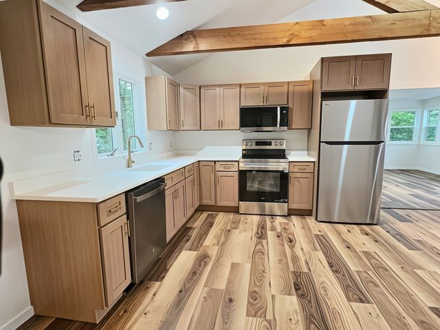59 Long Duck Pond Rd, Plymouth, MA 02360