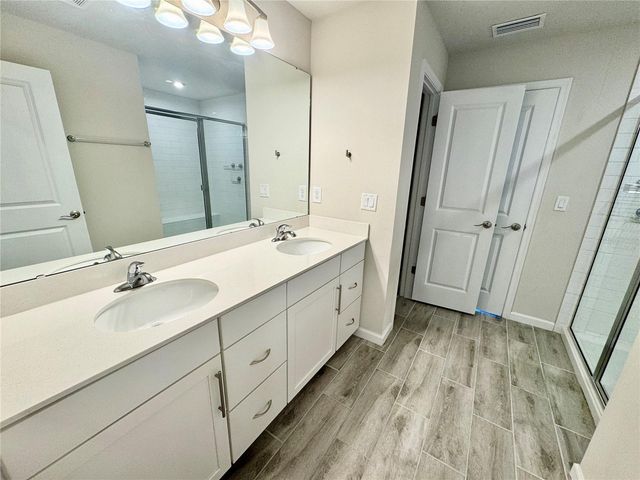 5424 PEACEFUL CREEK COVE, Bradenton, FL 34203