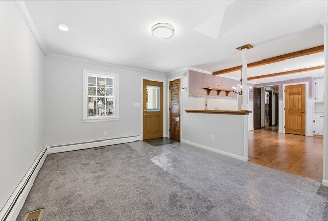 5 Northwood Dr, Wilbraham, MA 01095