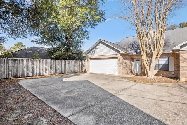 815 Valley Road, Crestview, FL 32539