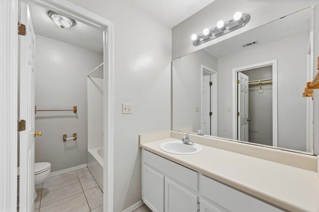 815 Valley Road, Crestview, FL 32539