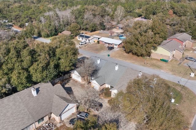 815 Valley Road, Crestview, FL 32539