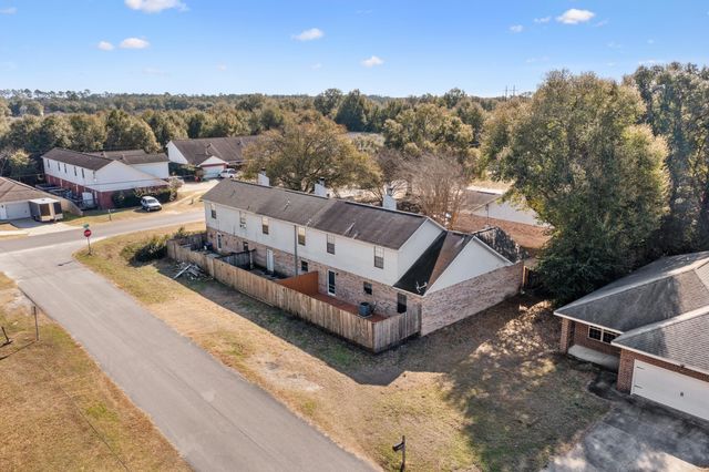 815 Valley Road, Crestview, FL 32539