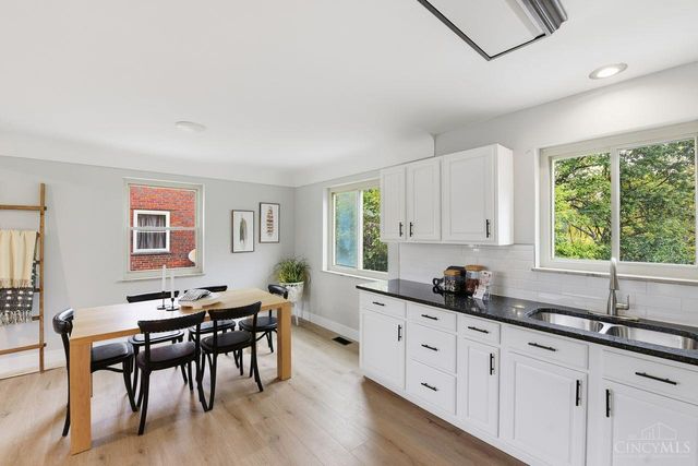 5306 Fox Road, Cincinnati, OH 45239