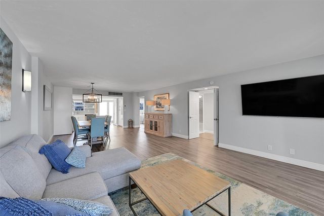 328 N Ocean Blvd PH 2, Pompano Beach, FL 33062