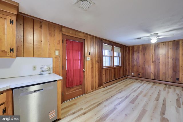 75 CHURCH RD, Etters, PA 17319