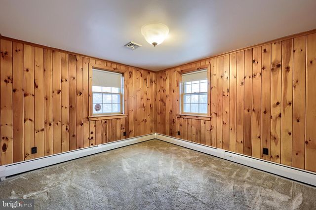 75 CHURCH RD, Etters, PA 17319