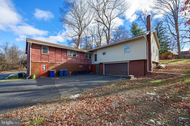 75 CHURCH RD, Etters, PA 17319