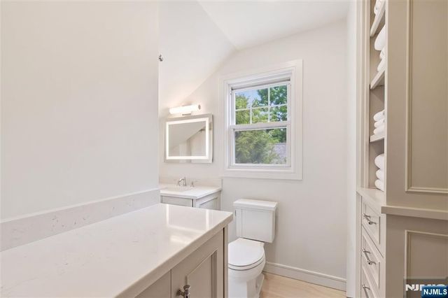 80 Large Avenue, Hillsdale, NJ 07642