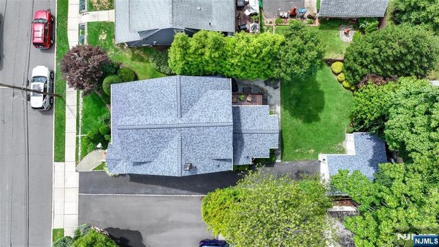 80 Large Avenue, Hillsdale, NJ 07642