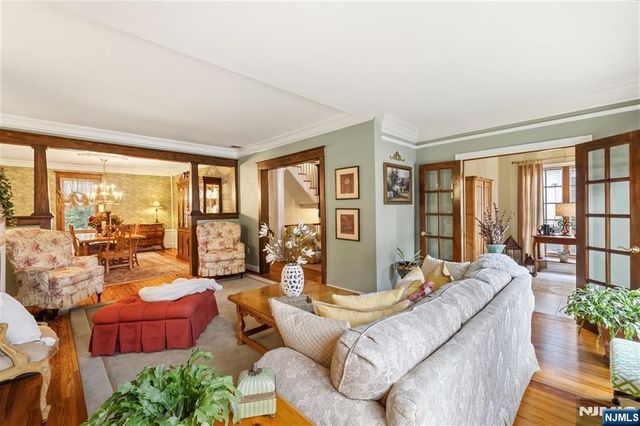 80 Large Avenue, Hillsdale, NJ 07642