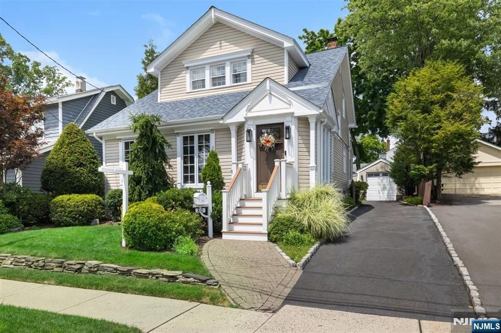 80 Large Avenue, Hillsdale, NJ 07642