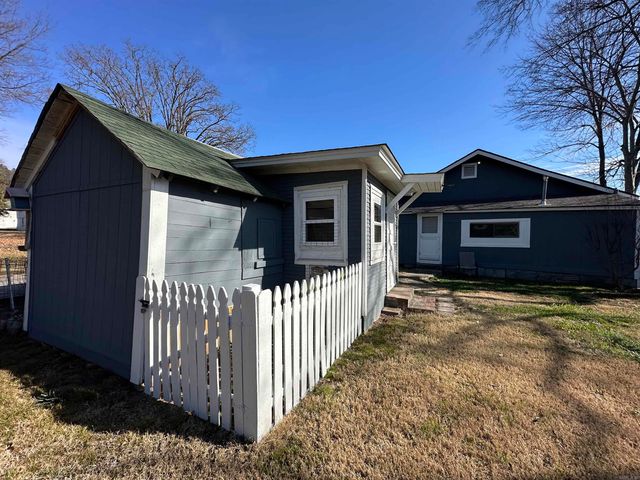 305 Beard Street, Hot Springs, AR 71913