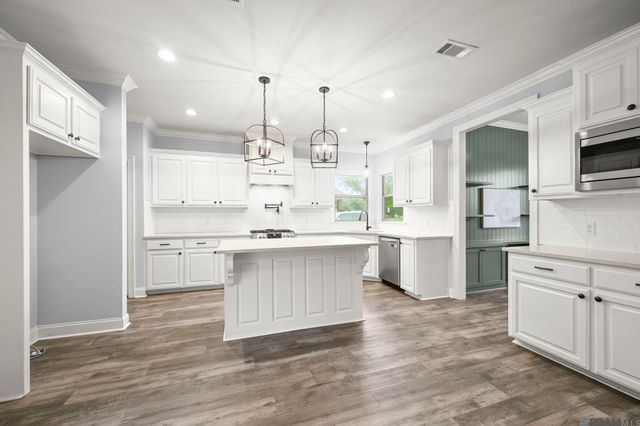 41512 Merritt Evans Rd, Prairieville, LA 70769