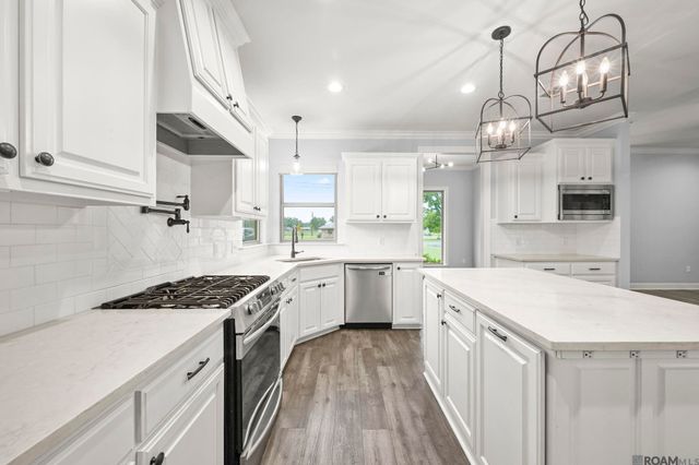 41512 Merritt Evans Rd, Prairieville, LA 70769