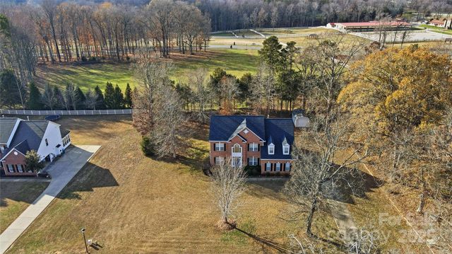 6525 Heath Glen Drive, Mint Hill, NC 28227
